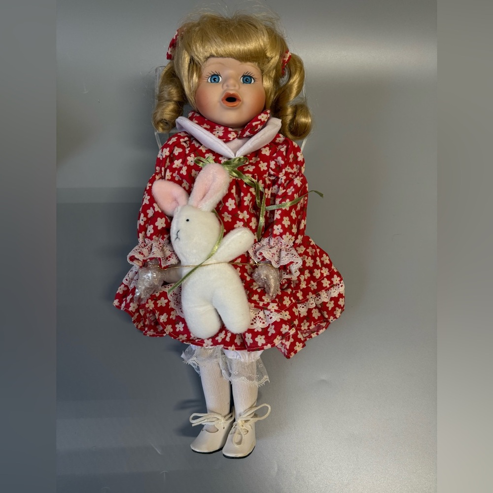 New with box Vintage Soft Expressions Porcelain Doll